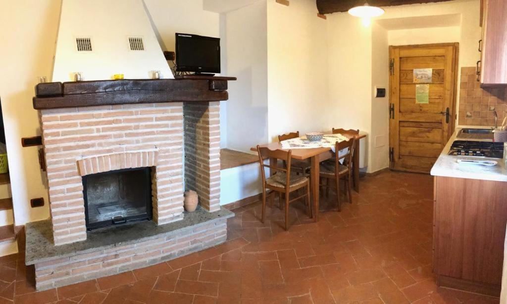 Agriturismo Podere Casano Radicofani Exteriör bild