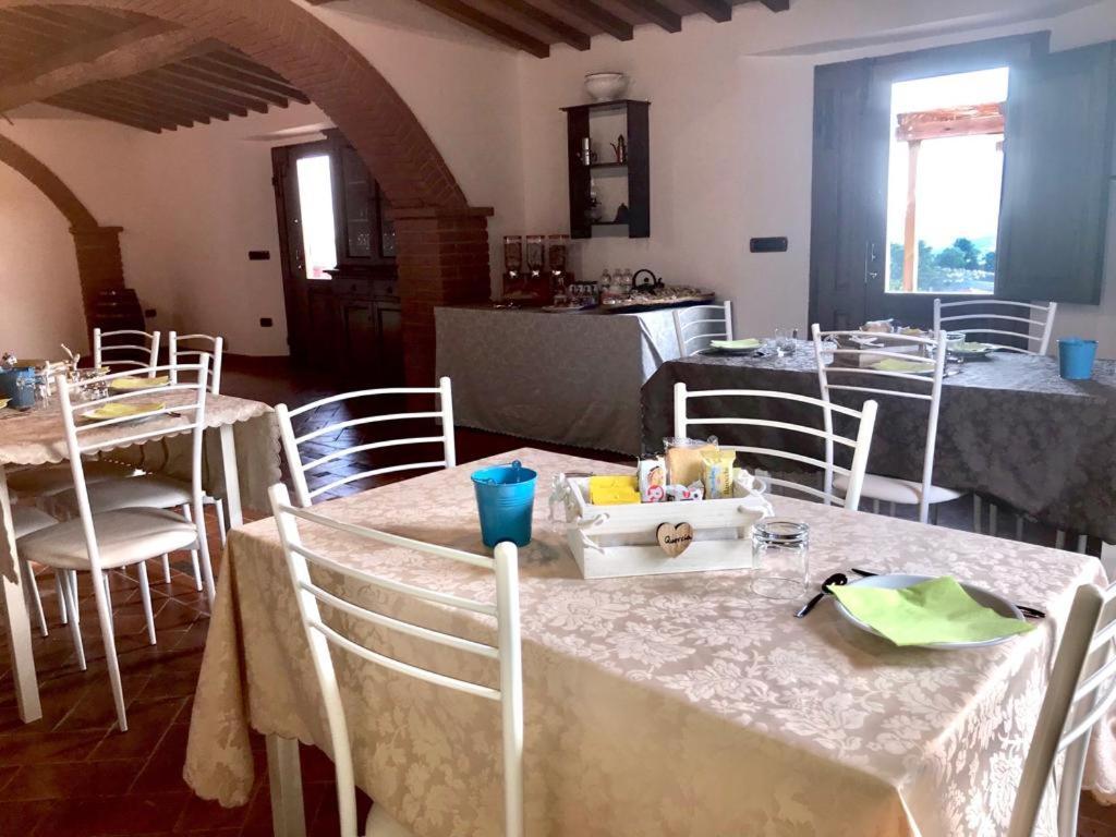Agriturismo Podere Casano Radicofani Exteriör bild